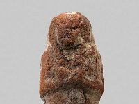 Aeg T 22  Aeg T 22, Dritte Zwischenzeit, Uschebti, Roter Ton, H 6,3 cm, B 2,2 cm, T 2,0 cm : Bestandskatalog Ägypten, Museumsfoto: Claus Cordes